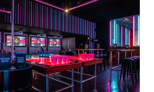 Boom Battle Bar beer pong
